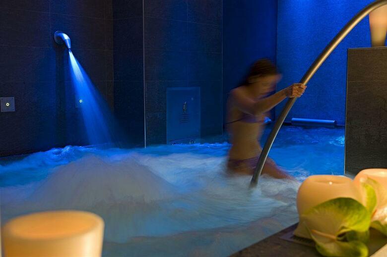 Arli Hotel Business And Wellness