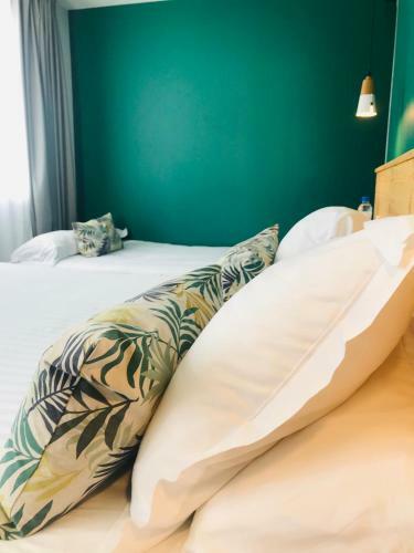Hotel H�tel Miramar