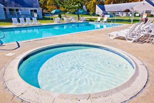 Hotel Brewster Green Resort