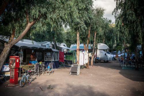 Camping Baia Unci