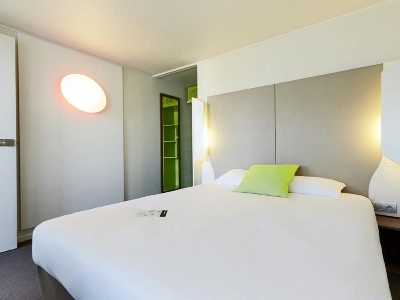 Hotel Campanile Auxerre - Mon�teau