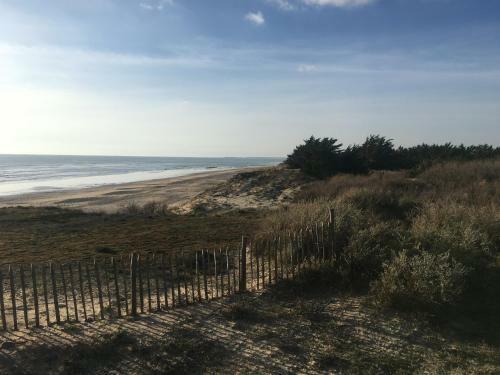 La Petite Maison Sur L'ile De R�