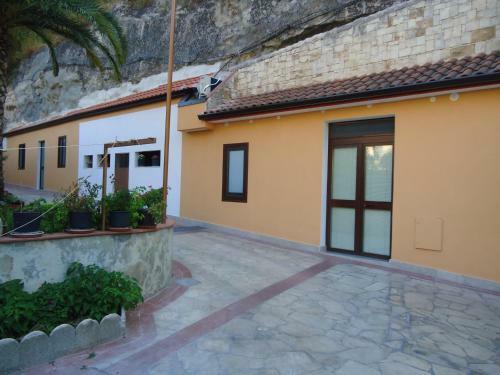 Bed & Breakfast Pineta Monserrato