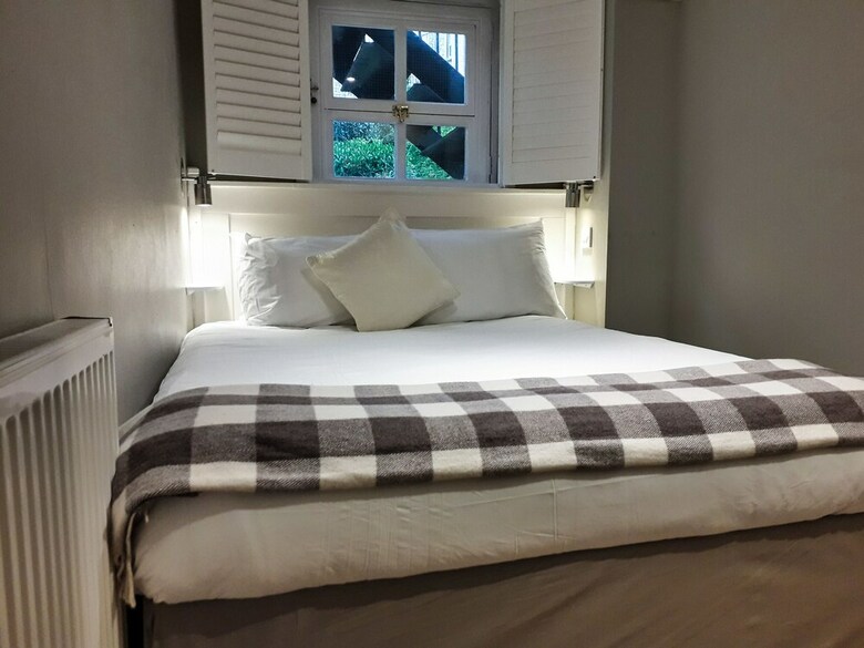 Bed & Breakfast Henrietta House