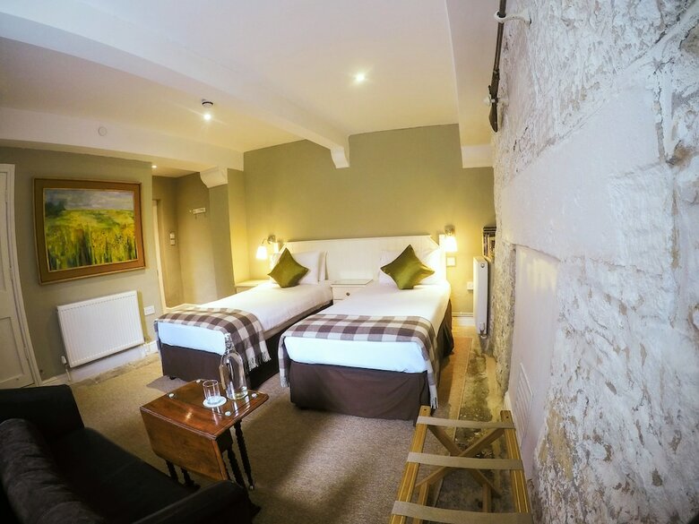 Bed & Breakfast Henrietta House