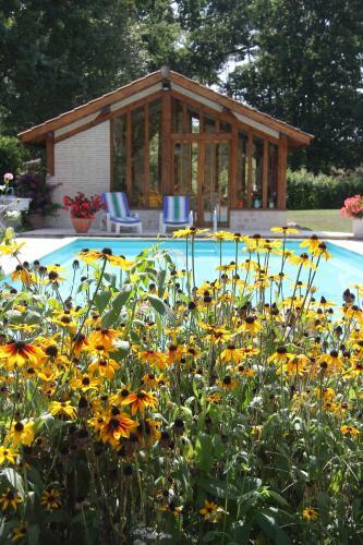 Bed & Breakfast Chambres D'h�tes La T�oul�re