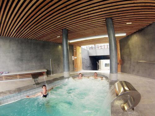 Le Village C�v�o De Luz-st-sauveur