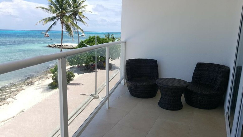 Caribbean Island Hotel Piso 2