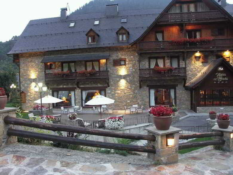 Hotel De Tred�s