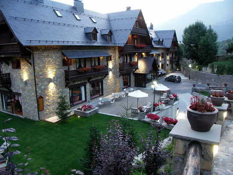 Hotel De Tred�s