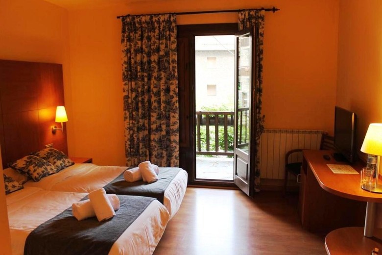 Hotel Saurat