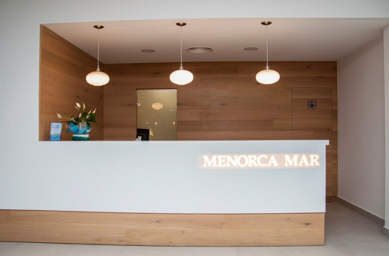 Menorcamar Apartamentos - S�lo Adultos