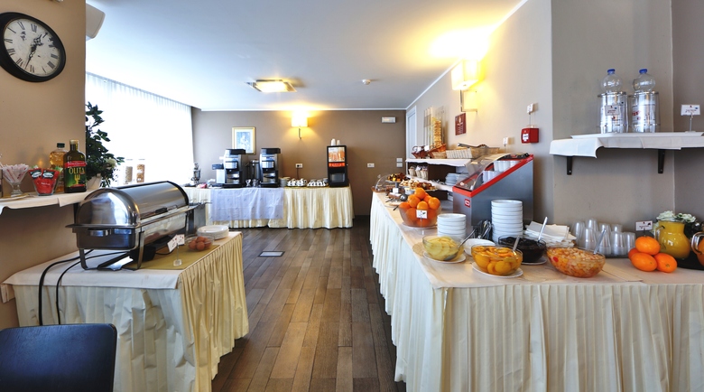 Hotel Regal Residence