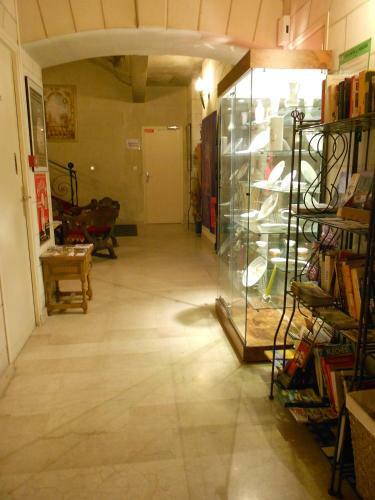 Hotel Le M�di�val