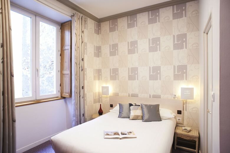 Hotel Logis H�tel Duquesne