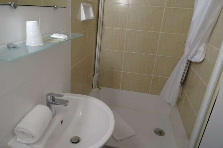 Hotel H�tel Saint-patrick