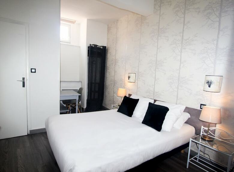 Hotel H�tel Croix Baragnon