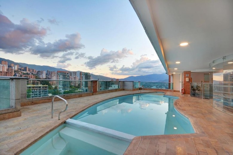 Blux Apartamentos Medellin