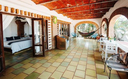Hostal Sayulita Beach House