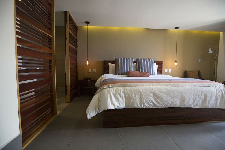 Hotel Helverica