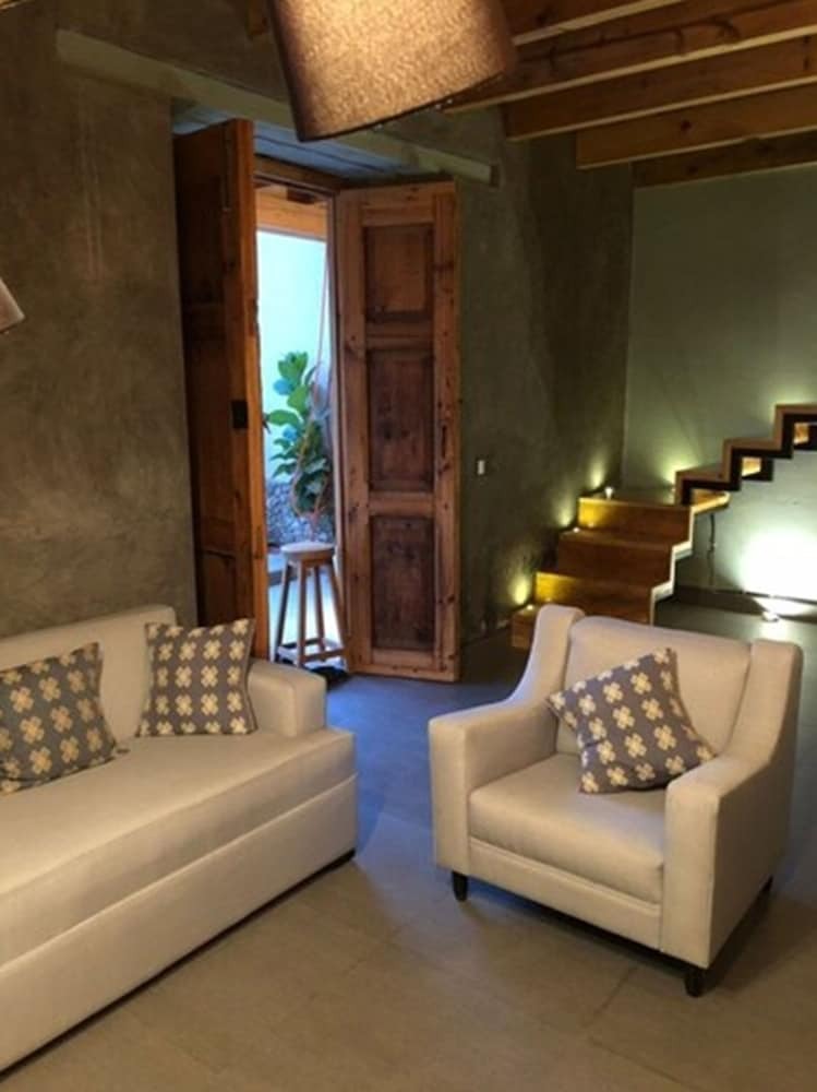 Hotel Helverica