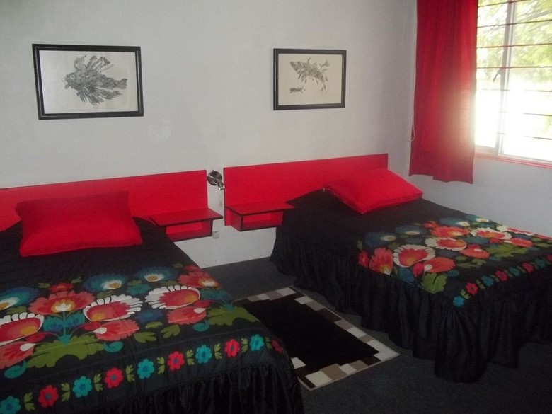 Albergue Hostal La Encantada