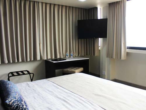 Hotel Corona Plaza