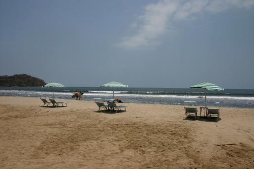 Hotel Bungalows Junto Al Rio