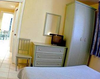 Hotel Palm Village
