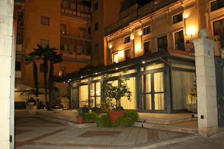 Villa Cibele Hotel Residence