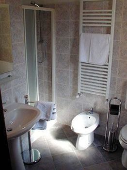 Adelphi Bed & Breakfast