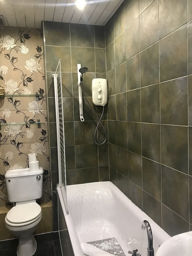 Hostal Alexander Guest House
