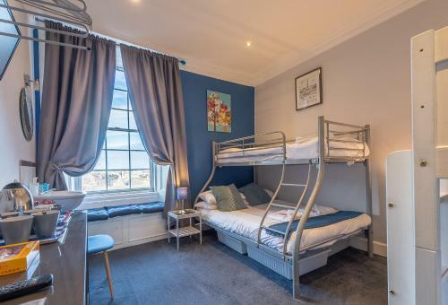 Hostal Edinburgh Caledonian Guesthouse