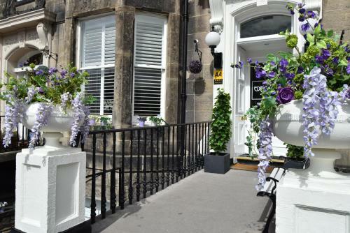 Hostal International Guest House