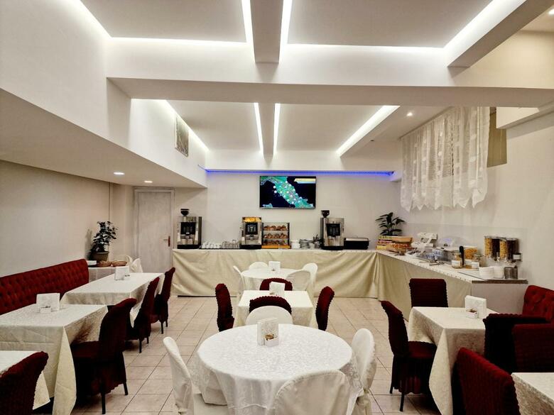 Albergue Youth Firenze 2000