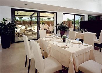 Hotel Acquaviva Del Garda  Resort & Spa