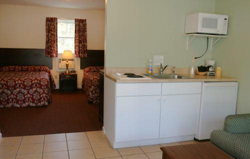 Studio Motel Of Lake George