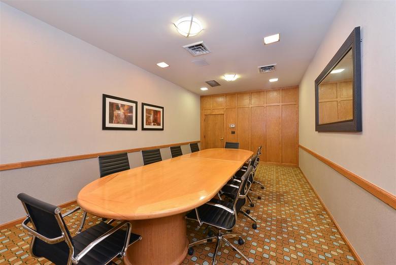 Best Western Plus Plaza Hotel