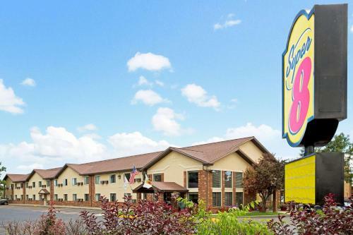 Motel Super 8 By Wyndham Longmont/twin Peaks