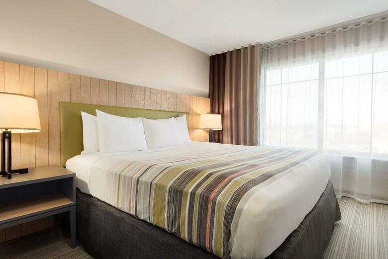 Hotel Country Inn And Suites Madison West