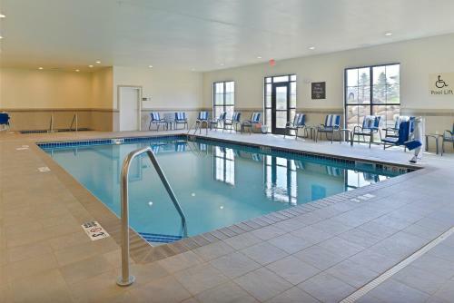 Hotel Comfort Inn & Suites- Rochester