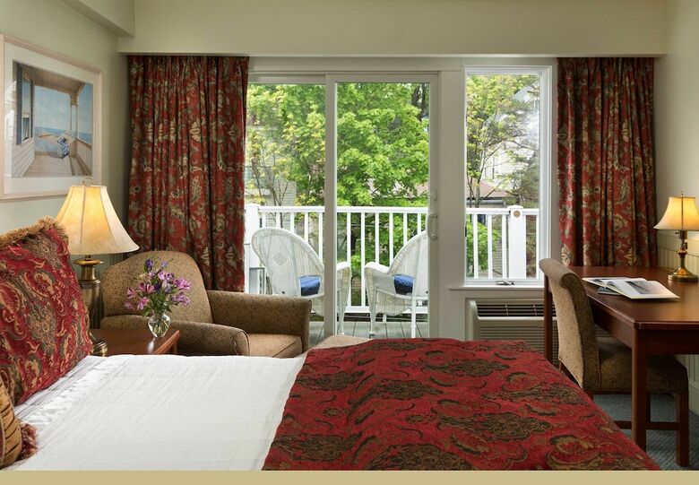 Hotel Lord Camden Inn
