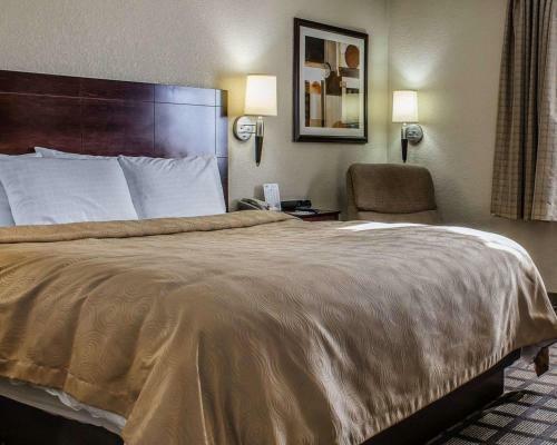 Hotel Suburban Extended Stay Coralville