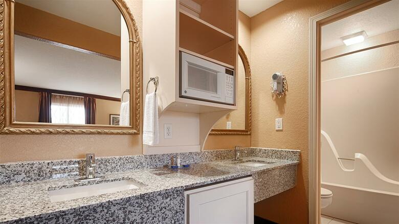 Hotel Best Western Cantebury Inn & Suites
