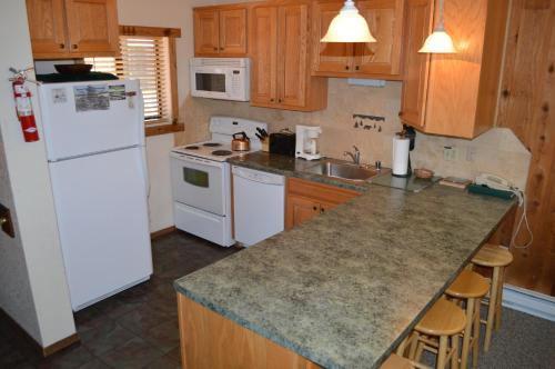 Aparthotel Beaver Village Condominiums By Destination West
