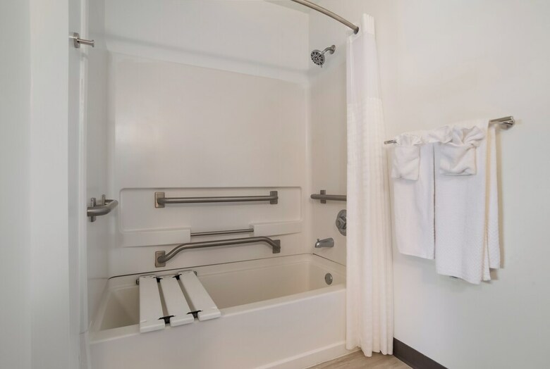 Suburban Extended Stay Hotel D'iberville