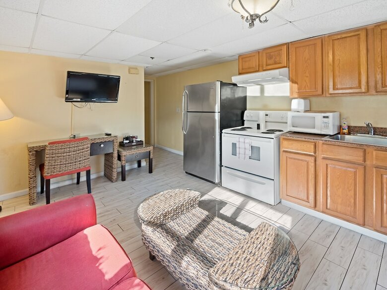 Hotel Royal Inn Beach Hutchinson Island