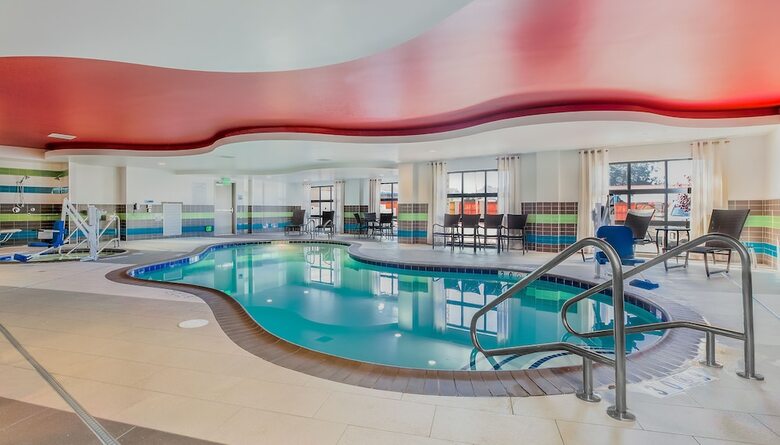 Hotel Holiday Inn Express & Suites Eureka