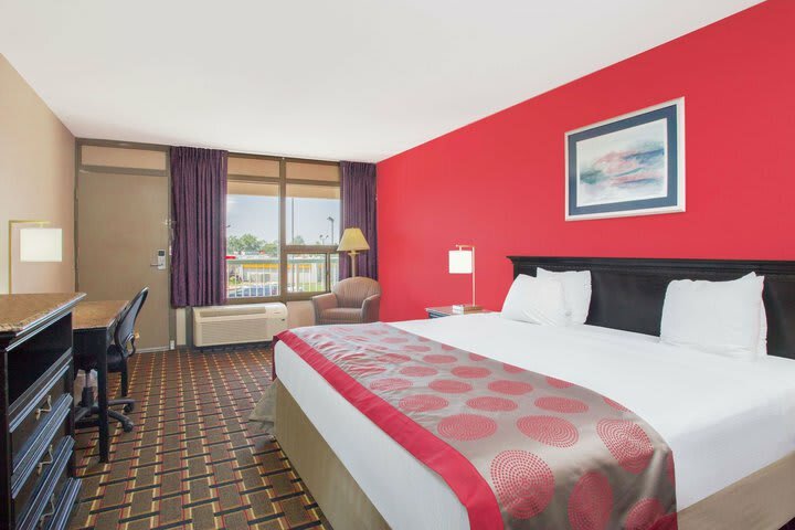 Hotel Ramada Conference Center - Edgewood