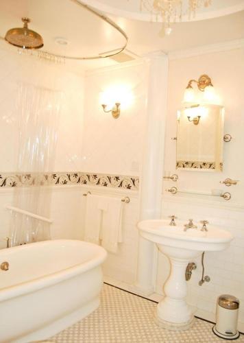 Bed & Breakfast Albanus Phillips Inn